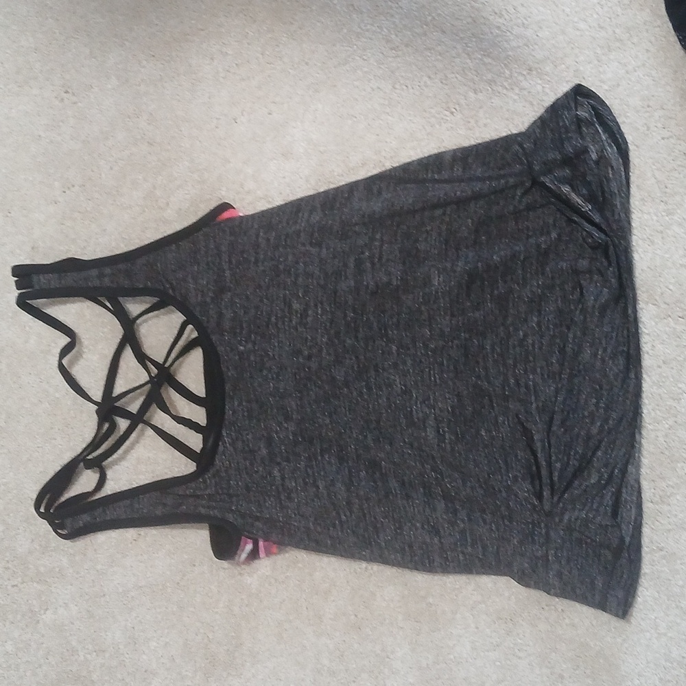 Express Workout Outfit - Picture 5 of 8